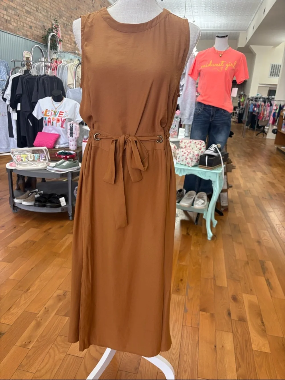 Doe & Rae Sleeveless Belted Maxi Dress in Camel Brown Size Small - Picture 1 of 7